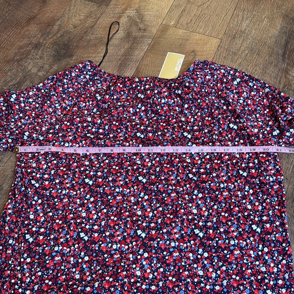 Michael kors red white blue floral bell sleeve top size large new - Picture 9 of 10